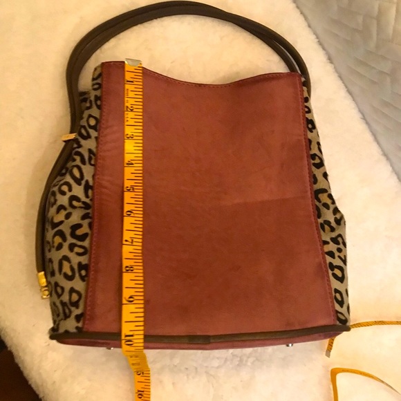 Samoe faux suede mauve and leopard handbag - Picture 3 of 7